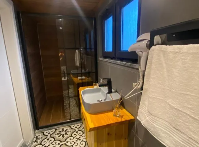 بيت للعطل Deva Garden Tiny House Yukarı Kocaali